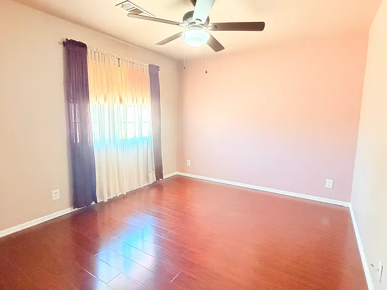 338 E Palomino Ct — Photo 15