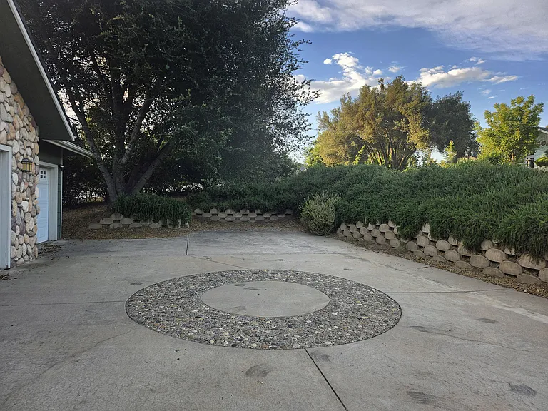 Singing Hills Cir — Photo 13