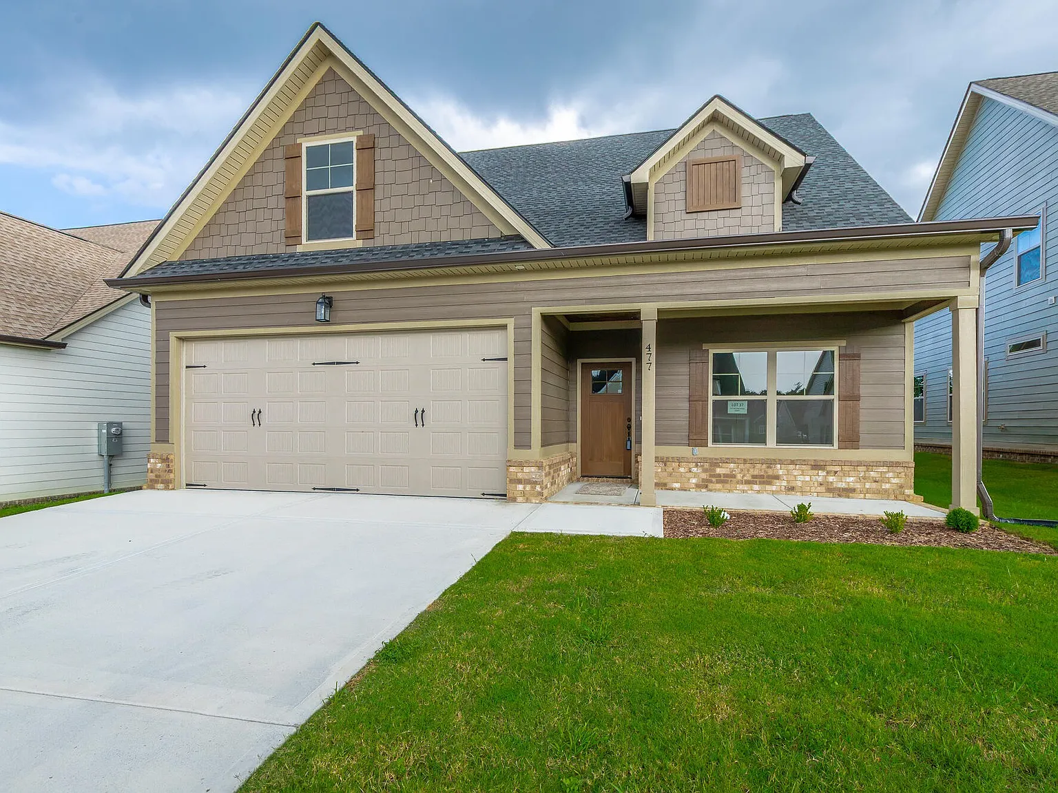3 bed, 3.0 bath, 1972 sqft, $2,600 — Photo 2
