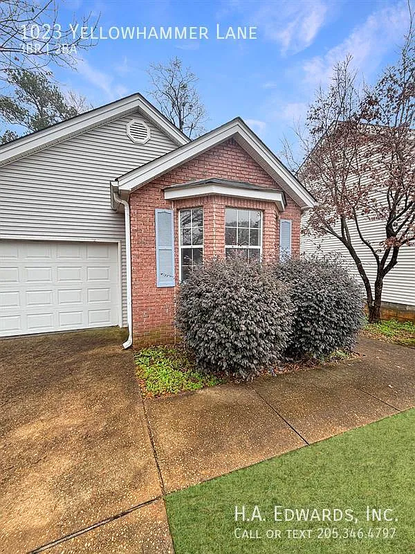 Building Photo - 1023 Yellowhammer Ln