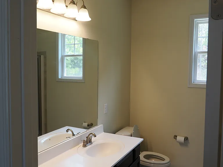 611 Winfall Dr — Photo 15