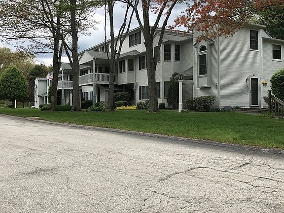 3rd image of 101 Trellis Dr