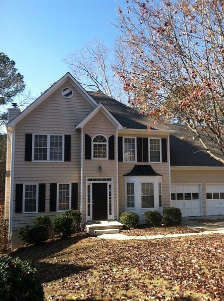 http://www.propertyboss.net/CustomerImages/EXCALIBR_92531/media/Properties/2112%20Whitfield%20Lane%20%20(23DE)\/zsmall_1.JPG