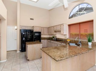 9013 W Kerry Ln #9013, Peoria, AZ 85382