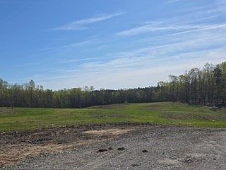 2nd image of Farmville Rd
