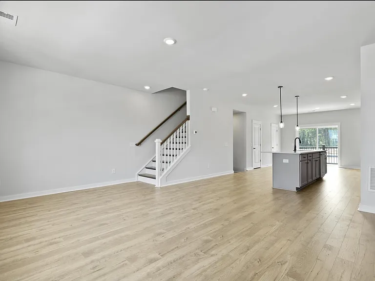 2nd fl: living and dining area