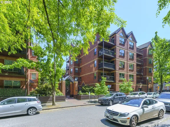 1500 SW Park Ave APT 203, Portland, OR 97201