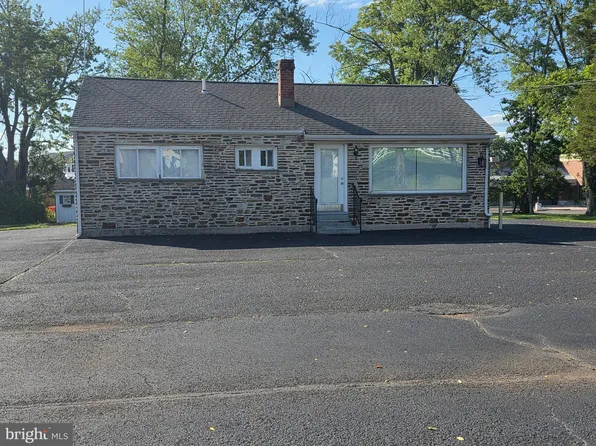 513 W Butler Ave, Chalfont, PA 18914