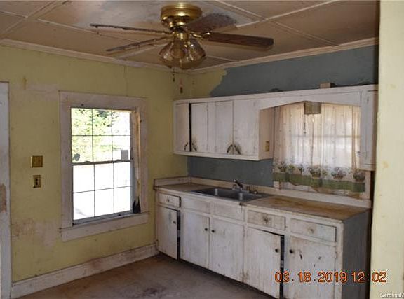 4th image of 1201 Mountain Ave