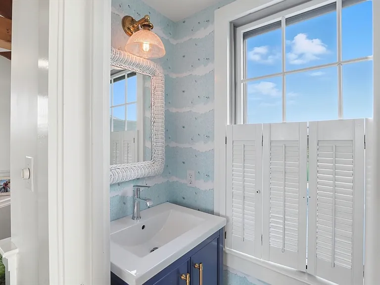26 Tennessee Ave — Photo 13