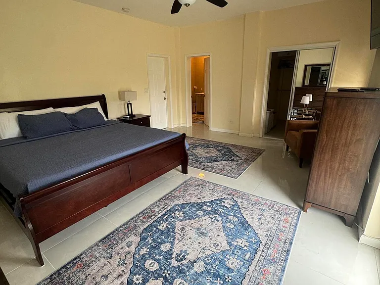 2CAA One Caret Bay — Photo 8