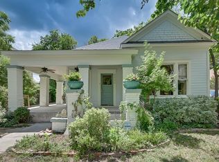 2002 Lipscomb St, Fort Worth, TX 76110