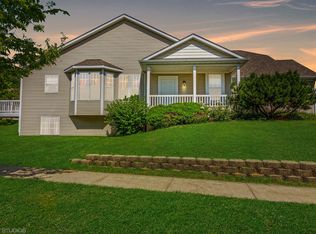 2403 Sandhutton Ave, Rockford, IL 61108