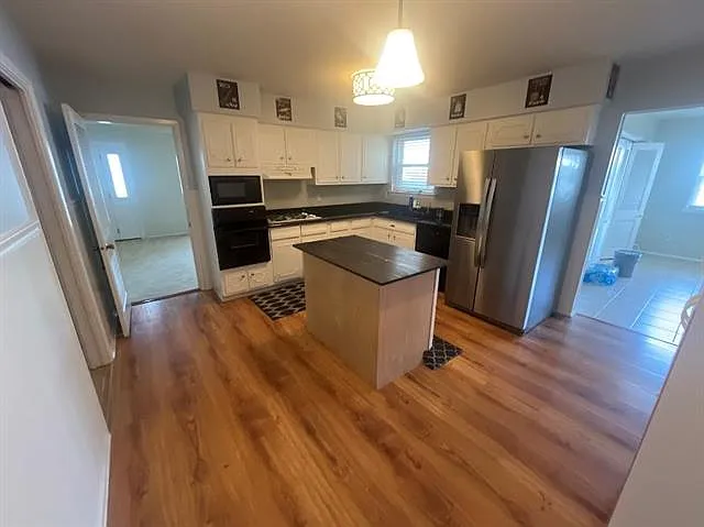 4901 Purdue Dr — Photo 8