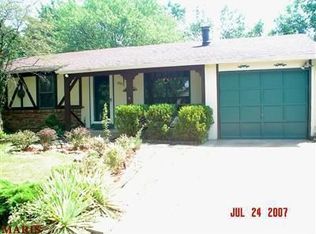 995 Tree Trails Ln, Fenton, MO 63026