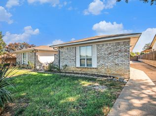 6915 W Cleburne Rd, Fort Worth, TX 76133