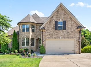 9003 Redwater Ct, Spring Hill, TN 37174