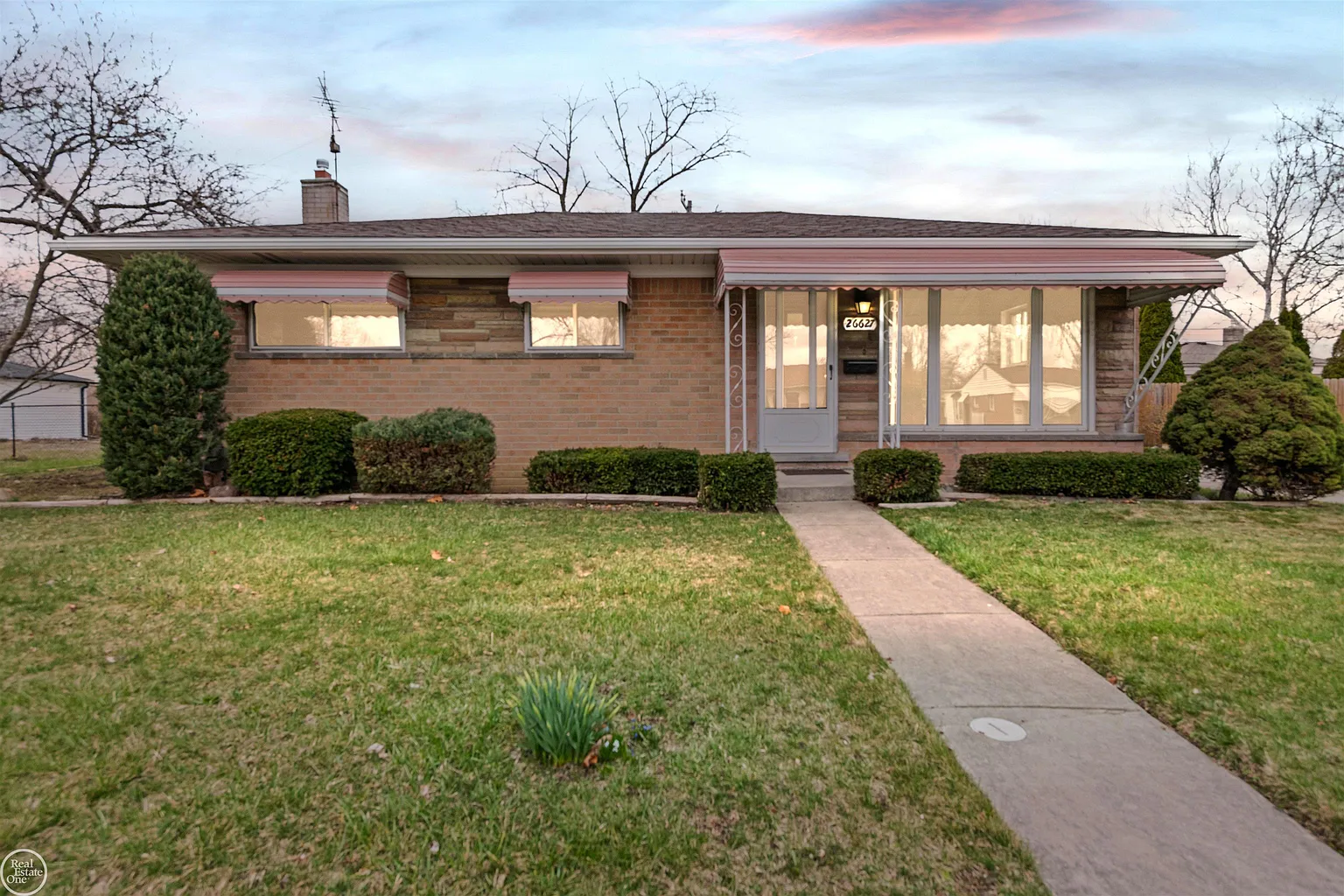 26627 Norma Ave photo 1