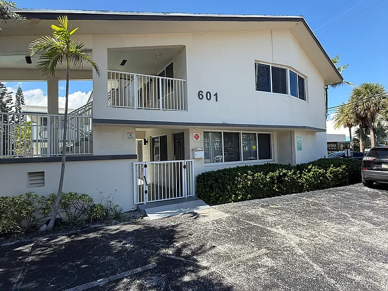 601 N Ocean Blvd #1 — Photo 8