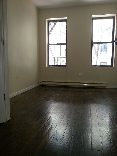 2nd image of 946 Nostrand Ave #1
