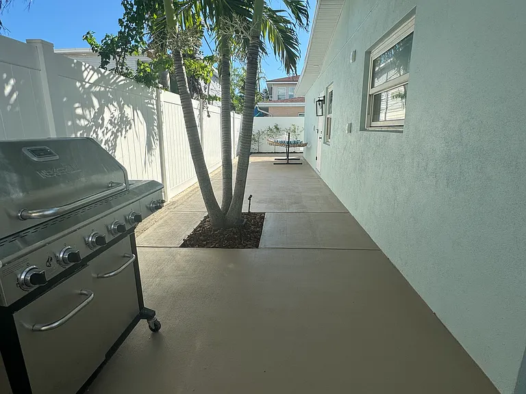105 147th Ave E — Photo 8