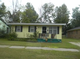 915 Panola St, Tarboro, NC 27886