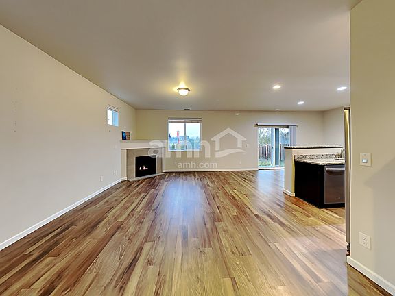 2nd image of 535 McKinley St