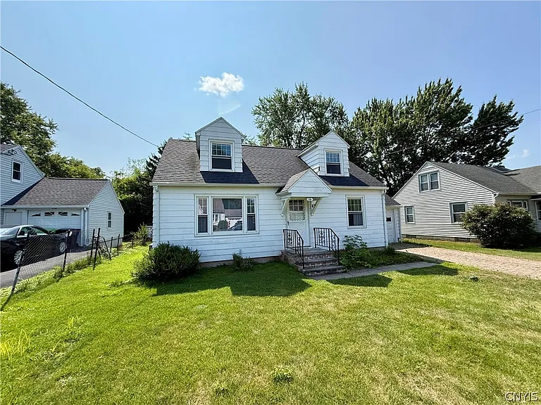 116 Chestnut Hill Dr — Photo 2