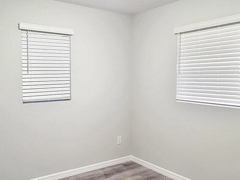 340 Tropical Ln — Photo 13