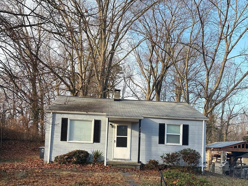 1st image of 2702 Wildwood Dr