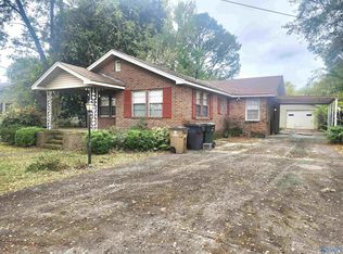 2307 Clara Ave SW, Decatur, AL 35601