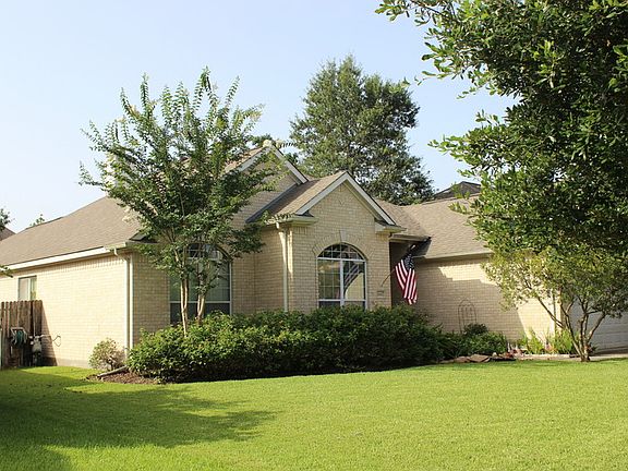 NORTHEAST FRONT VIEW