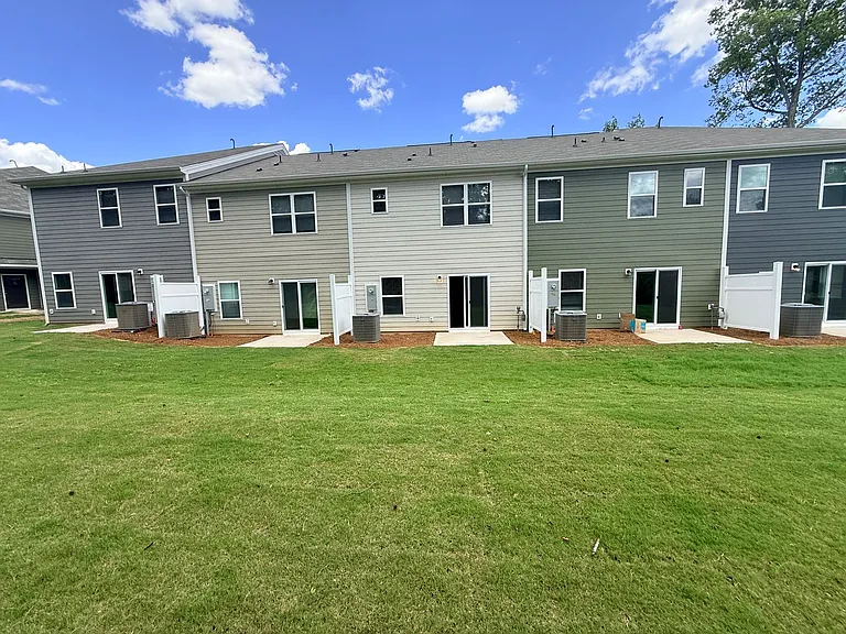 3113 Lilac Grove Dr — Photo 25
