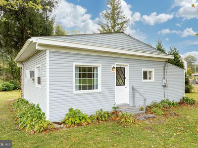 56 Amity Ave, Douglassville, PA, 19518