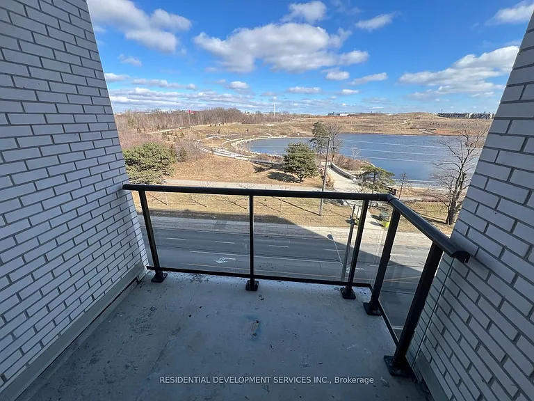 3100 Keele St #616 — Photo 8