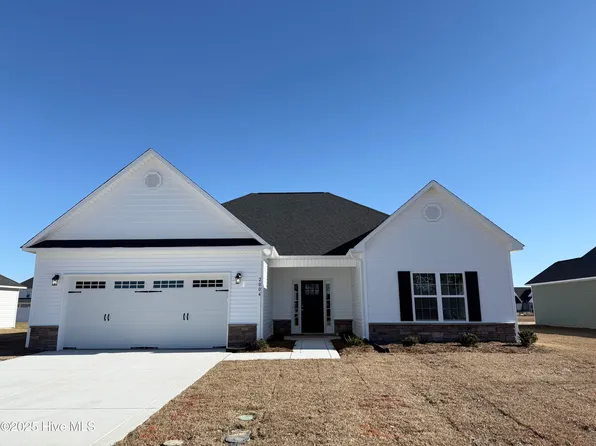 2004 Bluewater Boulevard, New Bern, NC 28562