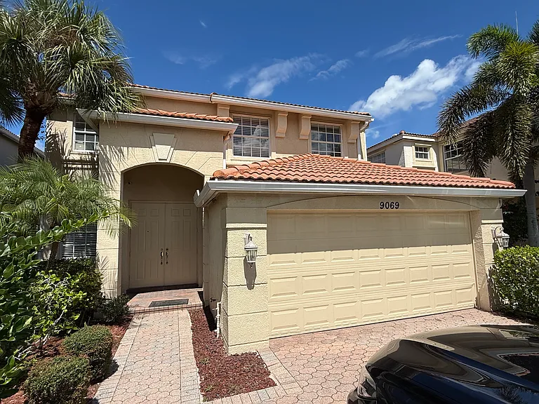 11162 Regatta Ln #A — Photo 1