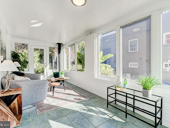 4th image of 4841 1st St S