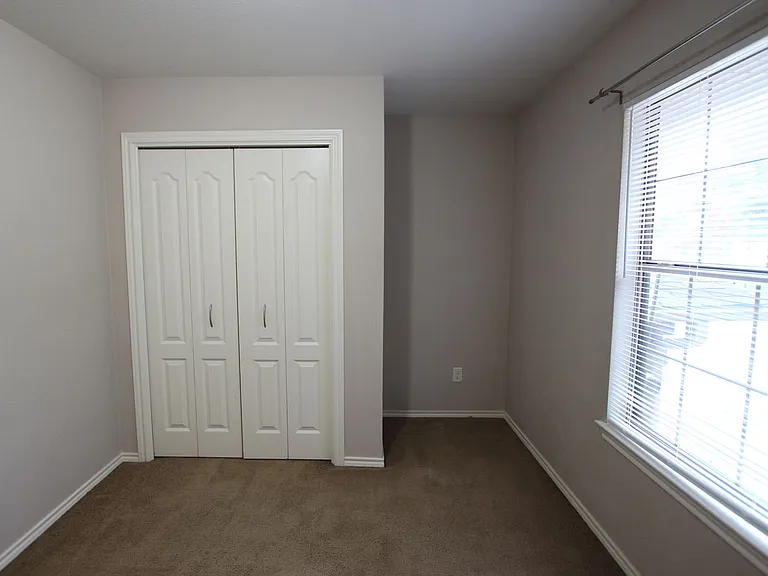 Coming Soon! 2 Bed 1.5 Bath Townhome In Lindale! — Photo 14