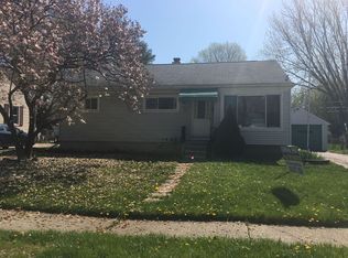 1449 Kingsley Rd, Mount Clemens, MI 48043