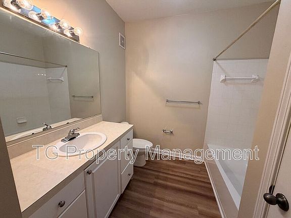 2nd image of 3750 Silver Bluff Blvd APT 406