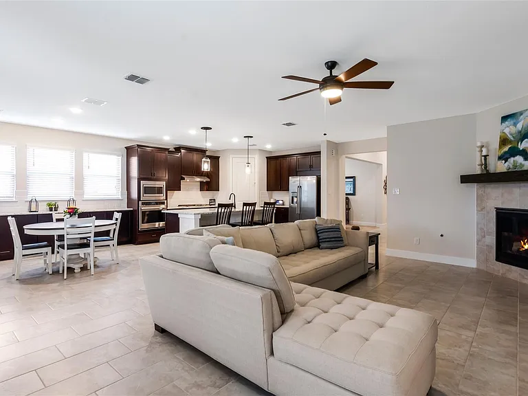 9211 Lowell Cliff Dr — Photo 23