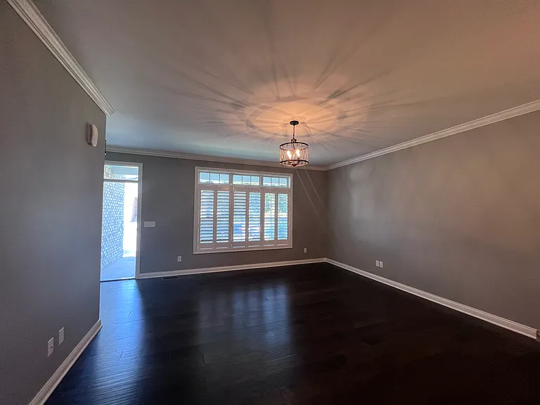 848 Denzil Ave — Photo 4