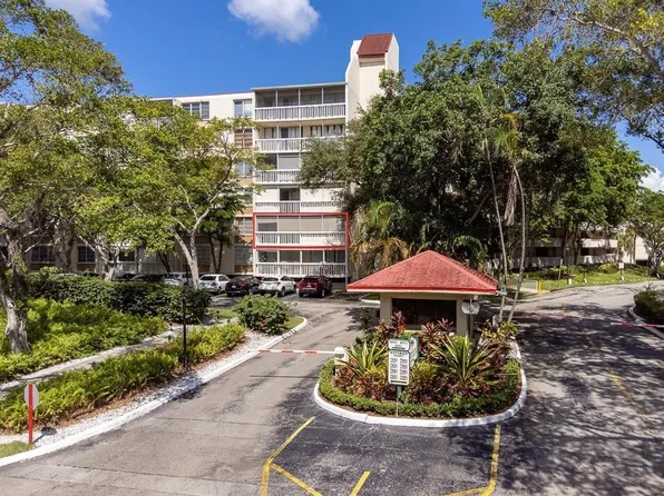 7021 Environ Boulevard #316, Lauderhill, FL 33319