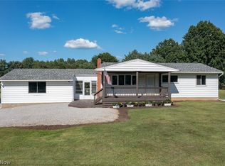 110 Mishler Rd N, Hartville, OH 44632