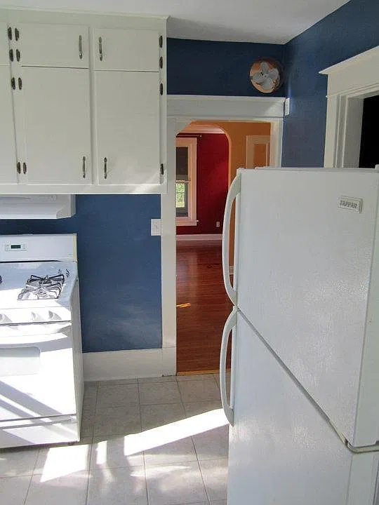2 bed, 1108 sqft, $1,200 — Photo 3