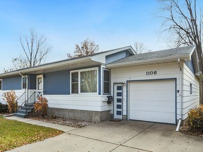 1106 11th Ave NE, Aberdeen, SD, 57401