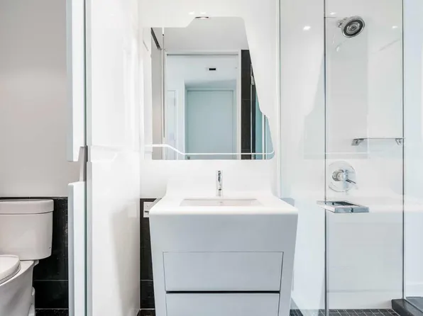 123 Washington Street image 2 of 13