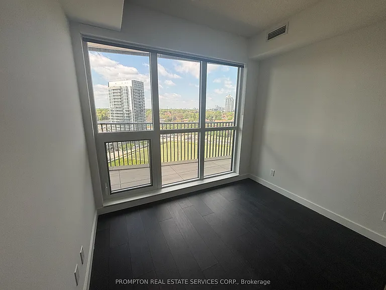 18 Esther Shiner Blvd #1516 — Photo 12