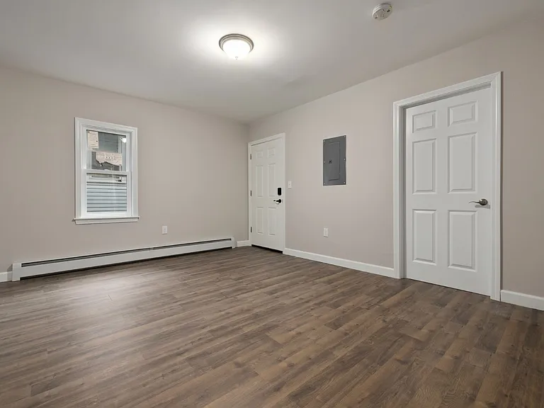 29 Church St #1 — Photo 6
